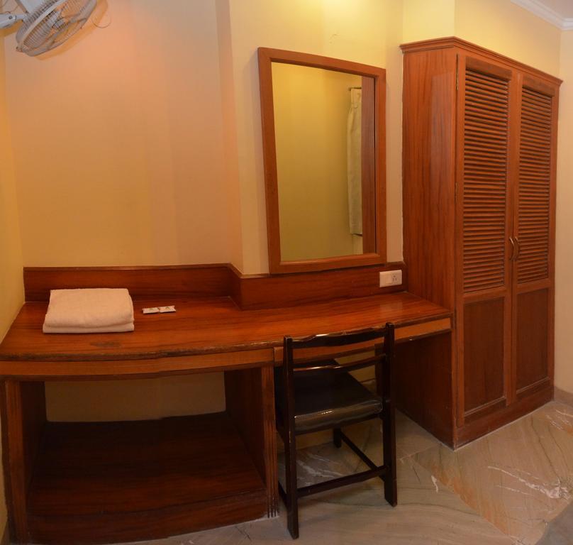 Hotel Raya'S Annexe-1 쿰바코남 외부 사진